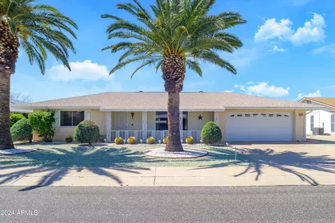 10425 W Gulf Hills Dr, Sun City, AZ 85351