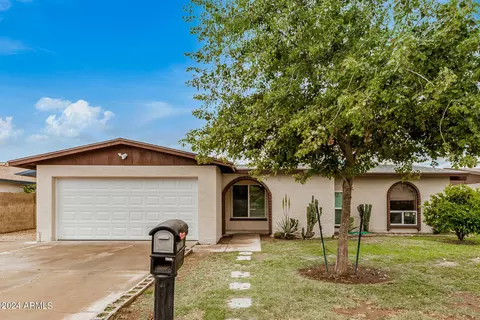 10630 N 47th Dr, Glendale, AZ 85304