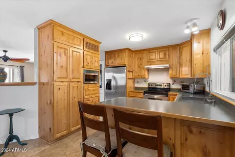 2317 E Concorda Dr, Tempe, AZ 85282 photo 9