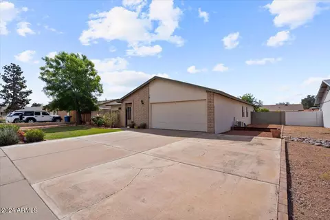 2317 E Concorda Dr, Tempe, AZ 85282 photo 3