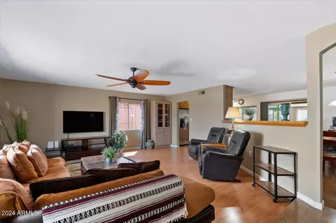 2317 E Concorda Dr, Tempe, AZ 85282 photo 5