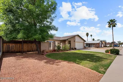 2317 E Concorda Dr, Tempe, AZ 85282 photo 2