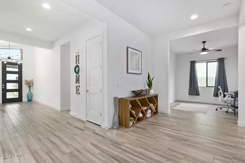 Other - 909 E Buist Ave, Phoenix, AZ 85042 photo 1 of 5