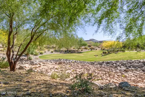 Exterior - 909 E Buist Ave, Phoenix, AZ 85042 photo 17 of 18