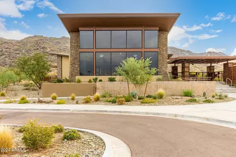 Exterior - 909 E Buist Ave, Phoenix, AZ 85042 photo 11 of 18