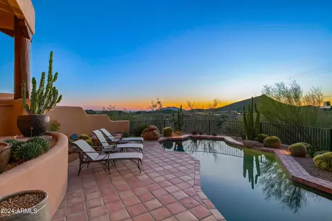 10284 E Filaree Ln, Scottsdale, AZ 85262
