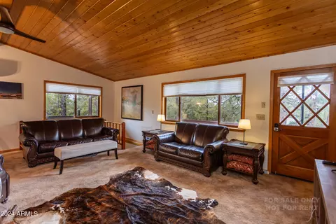 Living - 1915 S Pine Rd, Heber, AZ 85928 photo 2 of 5