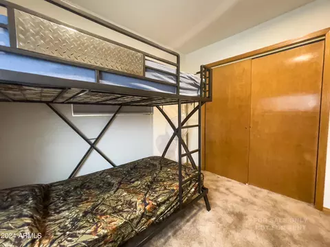 Bedroom - 1915 S Pine Rd, Heber, AZ 85928 photo 4 of 6