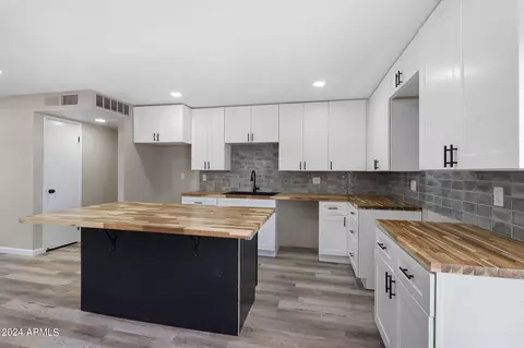 Kitchen - 3735 E Janice Way, Phoenix, AZ 85032 photo 6 of 6