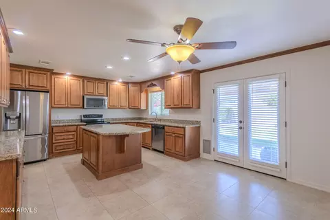 Kitchen - 2850 E Downing Cir, Mesa, AZ 85213 photo 2 of 5