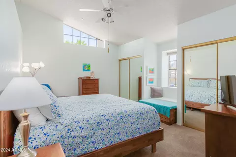 Bedroom - 1124 E Rose Ln #8, Phoenix, AZ 85014 photo 1 of 6