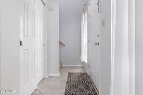 Entry Way - 1124 E Rose Ln #8, Phoenix, AZ 85014 photo 1 of 2