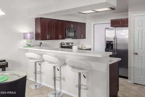 Kitchen - 1124 E Rose Ln #8, Phoenix, AZ 85014 photo 1 of 5