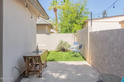 Exterior - 1124 E Rose Ln #8, Phoenix, AZ 85014 photo 8 of 10