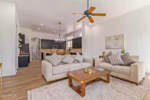 705 W Estrella Dr, Gilbert, AZ 85233 photo 5