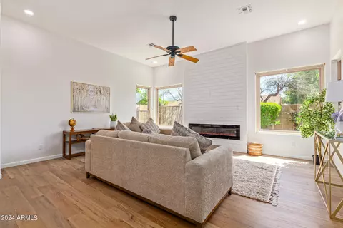 705 W Estrella Dr, Gilbert, AZ 85233 photo 4