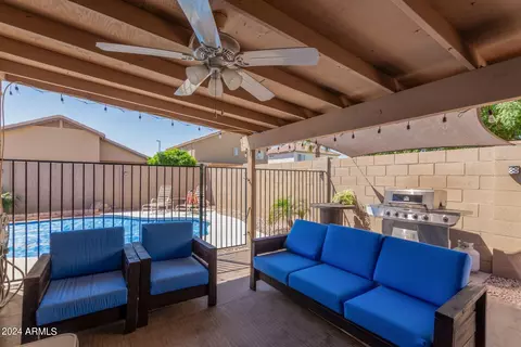 Exterior - 2553 E Jasper Dr, Gilbert, AZ 85296 photo 5 of 15