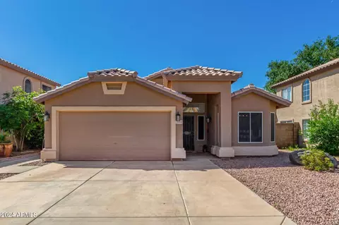 Exterior - 2553 E Jasper Dr, Gilbert, AZ 85296 photo 10 of 15
