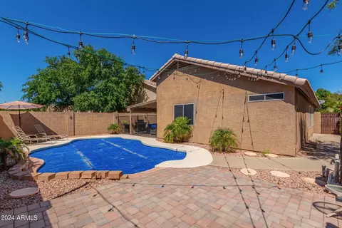 Exterior - 2553 E Jasper Dr, Gilbert, AZ 85296 photo 6 of 15