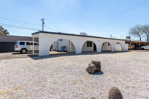 6139 N 27th Dr, Phoenix, AZ 85017 photo 2