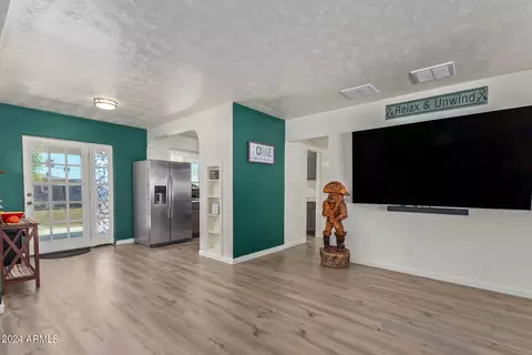 6139 N 27th Dr, Phoenix, AZ 85017 photo 8