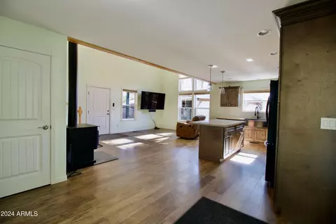 8913 W Lufkin Dr, Pine, AZ 85544 photo 5