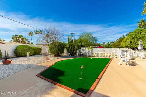 Exterior - 2 E Calavar Rd, Phoenix, AZ 85022 photo 20 of 33