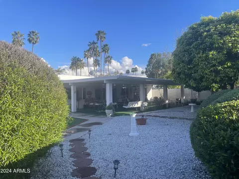 Exterior - 2 E Calavar Rd, Phoenix, AZ 85022 photo 12 of 33
