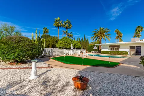 Exterior - 2 E Calavar Rd, Phoenix, AZ 85022 photo 22 of 33