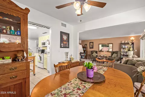 Dining - 2 E Calavar Rd, Phoenix, AZ 85022 photo 3 of 5