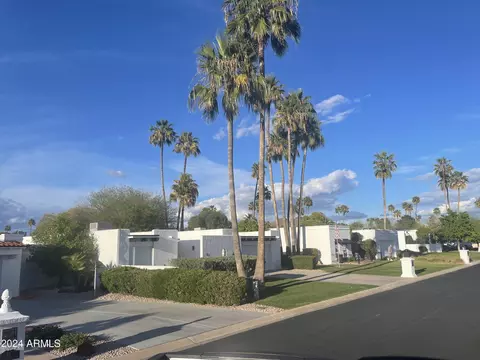 View/Area - 2 E Calavar Rd, Phoenix, AZ 85022 photo 3 of 4