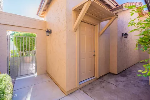 Other - 926 S Banning St, Gilbert, AZ 85296 photo 2 of 16