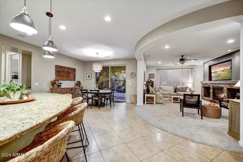 2860 E Palmdale Ln, Gilbert, AZ 85298 photo 9