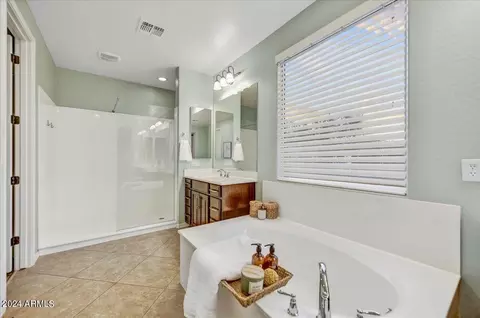 2860 E Palmdale Ln, Gilbert, AZ 85298 photo 23