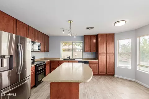 Kitchen - 743 E Windsong Dr, Phoenix, AZ 85048 photo 3 of 5