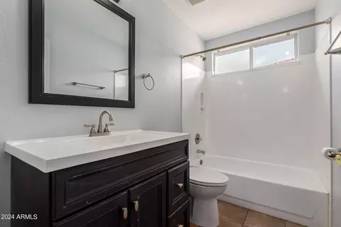 Bath - 743 E Windsong Dr, Phoenix, AZ 85048 photo 3 of 3