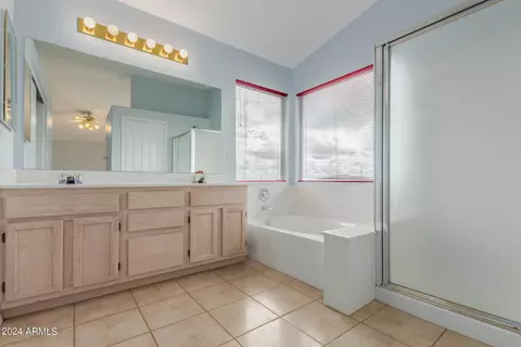 Bath - 743 E Windsong Dr, Phoenix, AZ 85048 photo 2 of 3