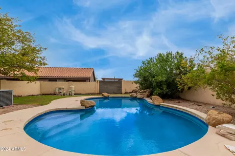 Exterior - 743 E Windsong Dr, Phoenix, AZ 85048 photo 8 of 10