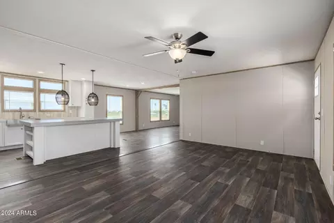 8586 N Diffin Rd, Florence, AZ 85132 photo 5