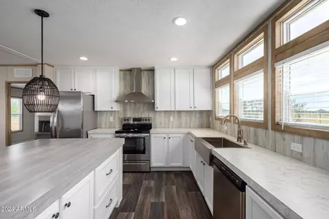 8586 N Diffin Rd, Florence, AZ 85132 photo 9