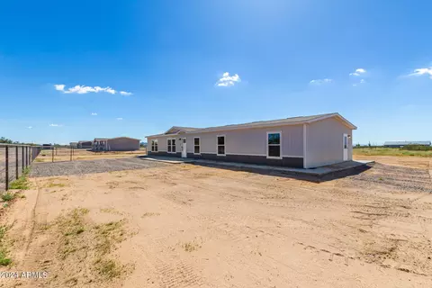 8586 N Diffin Rd, Florence, AZ 85132 photo 3