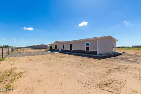 8586 N Diffin Rd, Florence, AZ 85132