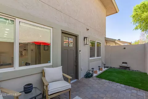 8418 E Roosevelt St, Scottsdale, AZ 85257