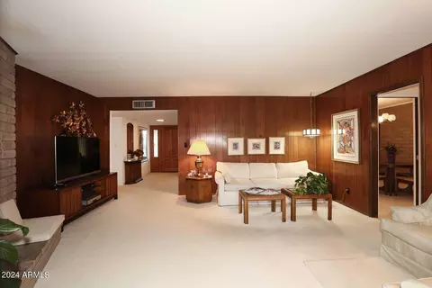 Living - 520 E Fairmont Dr, Tempe, AZ 85282 photo 9 of 11