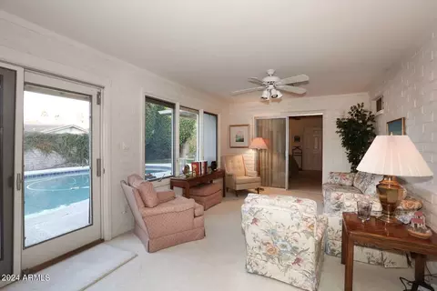 Living - 520 E Fairmont Dr, Tempe, AZ 85282 photo 11 of 11