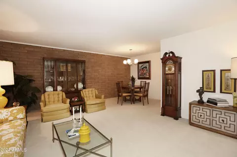 Living - 520 E Fairmont Dr, Tempe, AZ 85282 photo 3 of 11