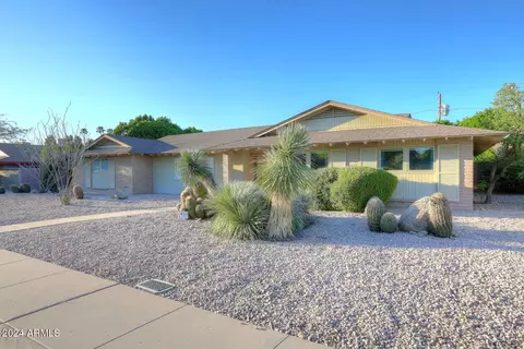 Exterior - 520 E Fairmont Dr, Tempe, AZ 85282 photo 3 of 11
