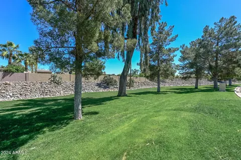 Exterior - 2543 E Wagoner Rd, Phoenix, AZ 85032 photo 14 of 16
