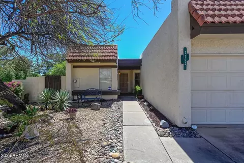 Exterior - 2543 E Wagoner Rd, Phoenix, AZ 85032 photo 3 of 16