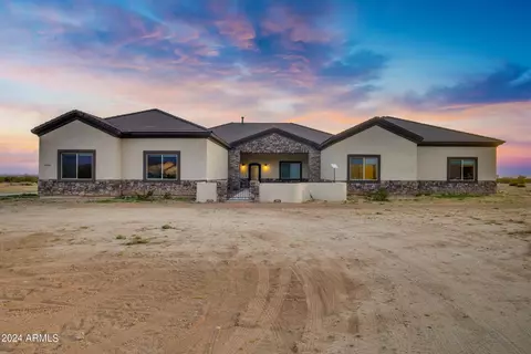 8302 N Killdeer Pl, Casa Grande, AZ 85194